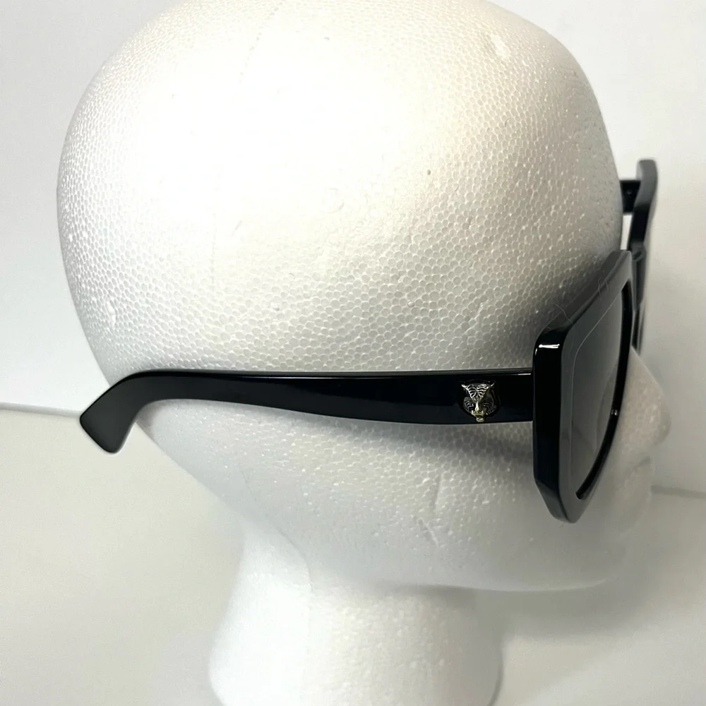 Retro Oversized Square Frame Sunglasses Black Silver Tone Tiger Embellishment